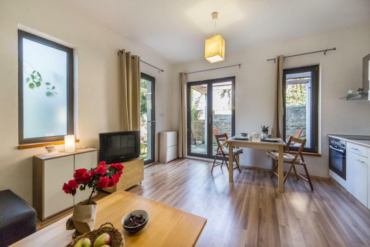 Apartment Peaceful Oasis มาคาร์สกา ภายนอก รูปภาพ